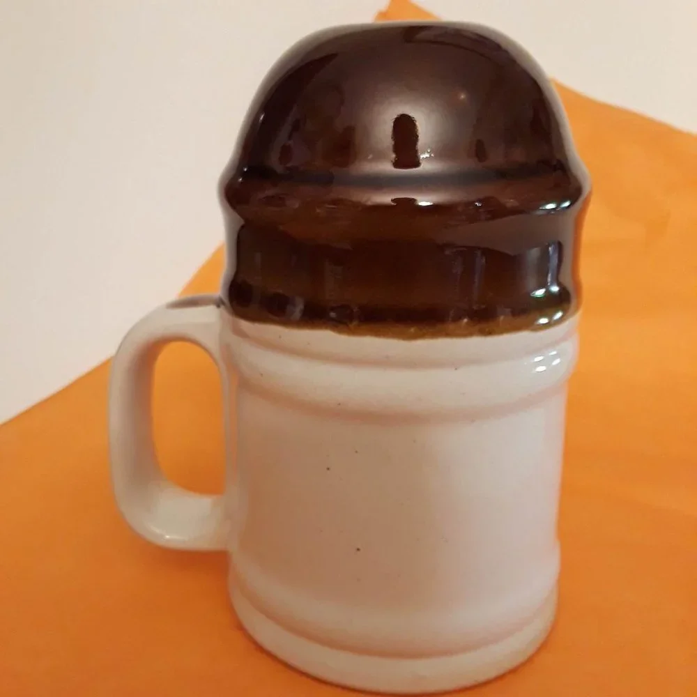 REPLACEMENT SALT OR PEPPER SHAKER - DRIP GLAZE CERAMIC - 5-HOLE TOP - 5.5